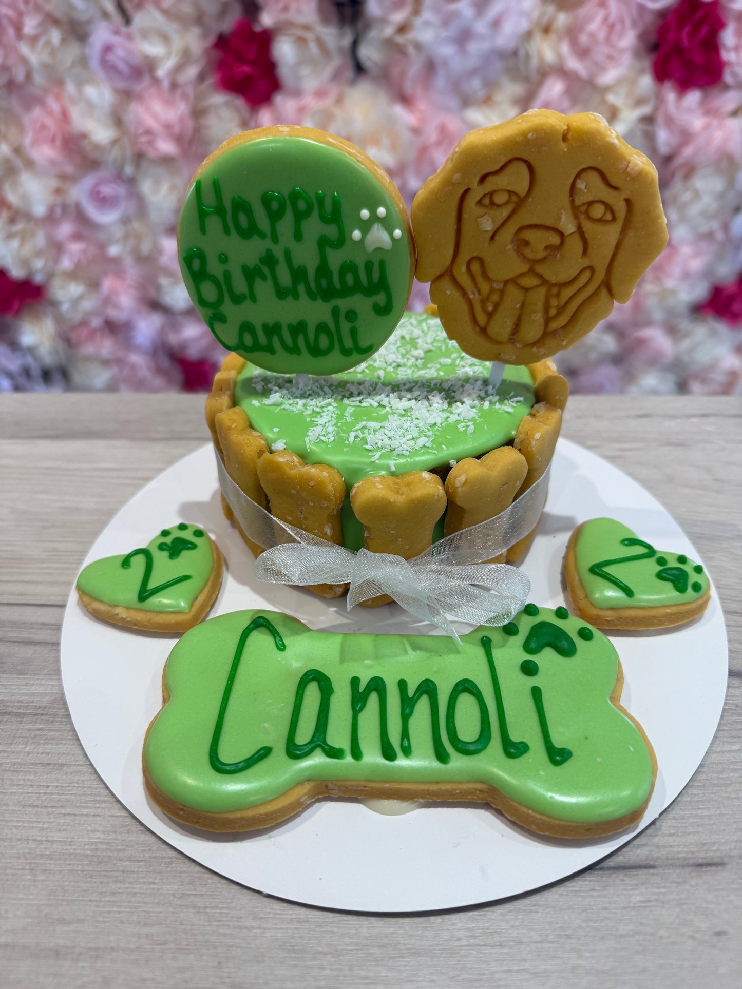 HAPPY BIRTHDAY AND BREED TOPPER DOG FRIENDLY BIRTHDAY CAKE