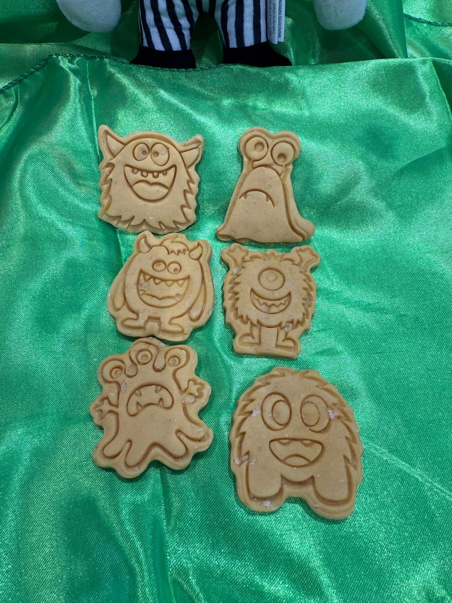 Monster Cookies