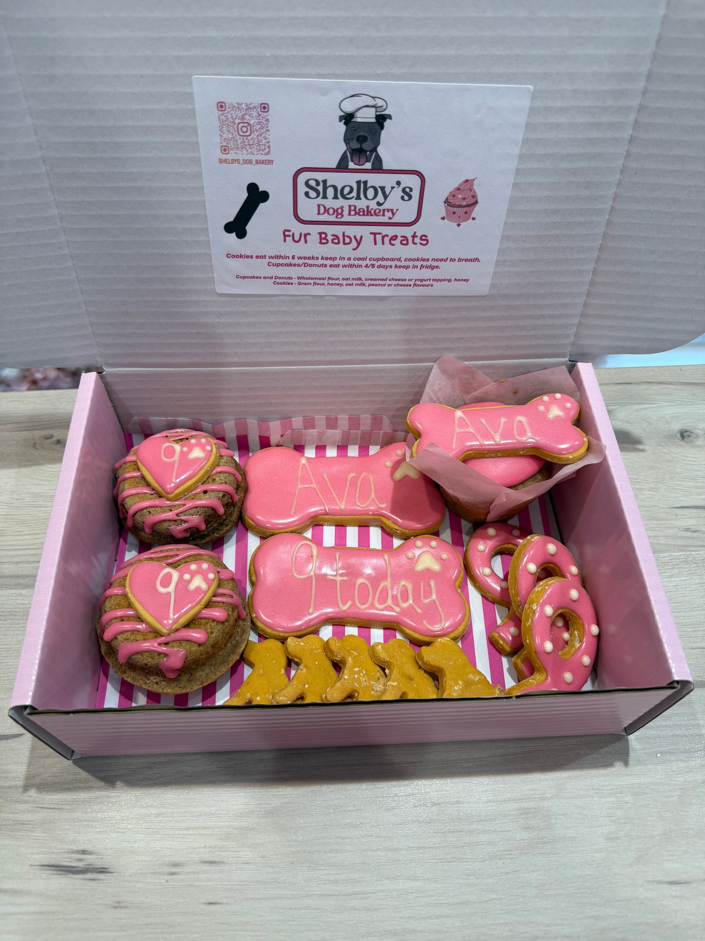 BIRTHDAY DOG FRIENDLY GOODIE BOX